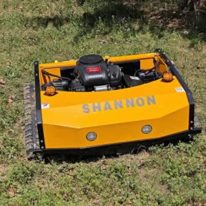 Alternative view of SN-1100D Industrial Heavy Duty Remote Control Tracked Mower